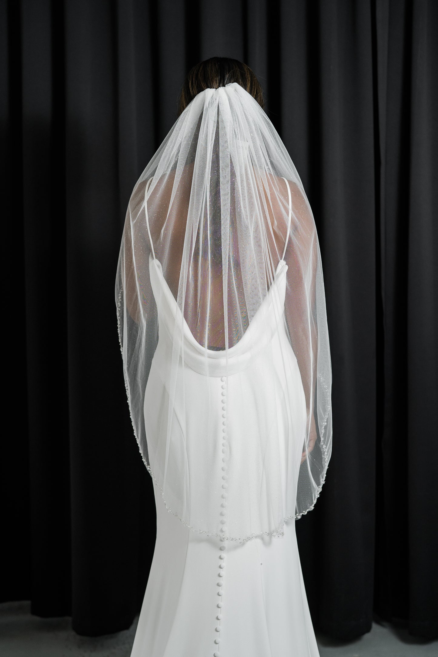 Fingertip Sparkle Veil Beaded Edge