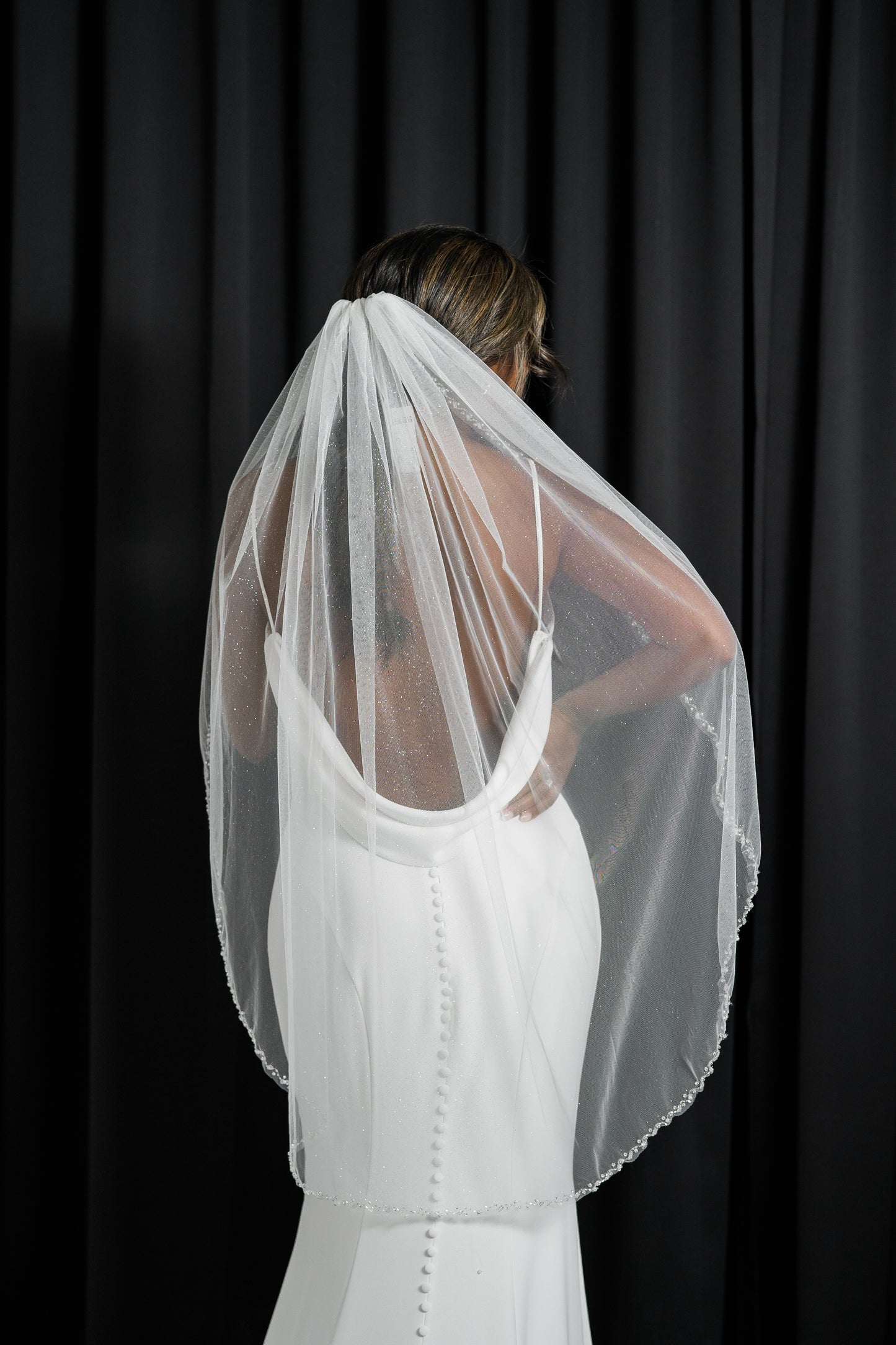 Fingertip Sparkle Veil Beaded Edge