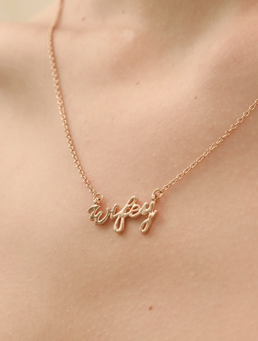 Wifey Necklace Gold