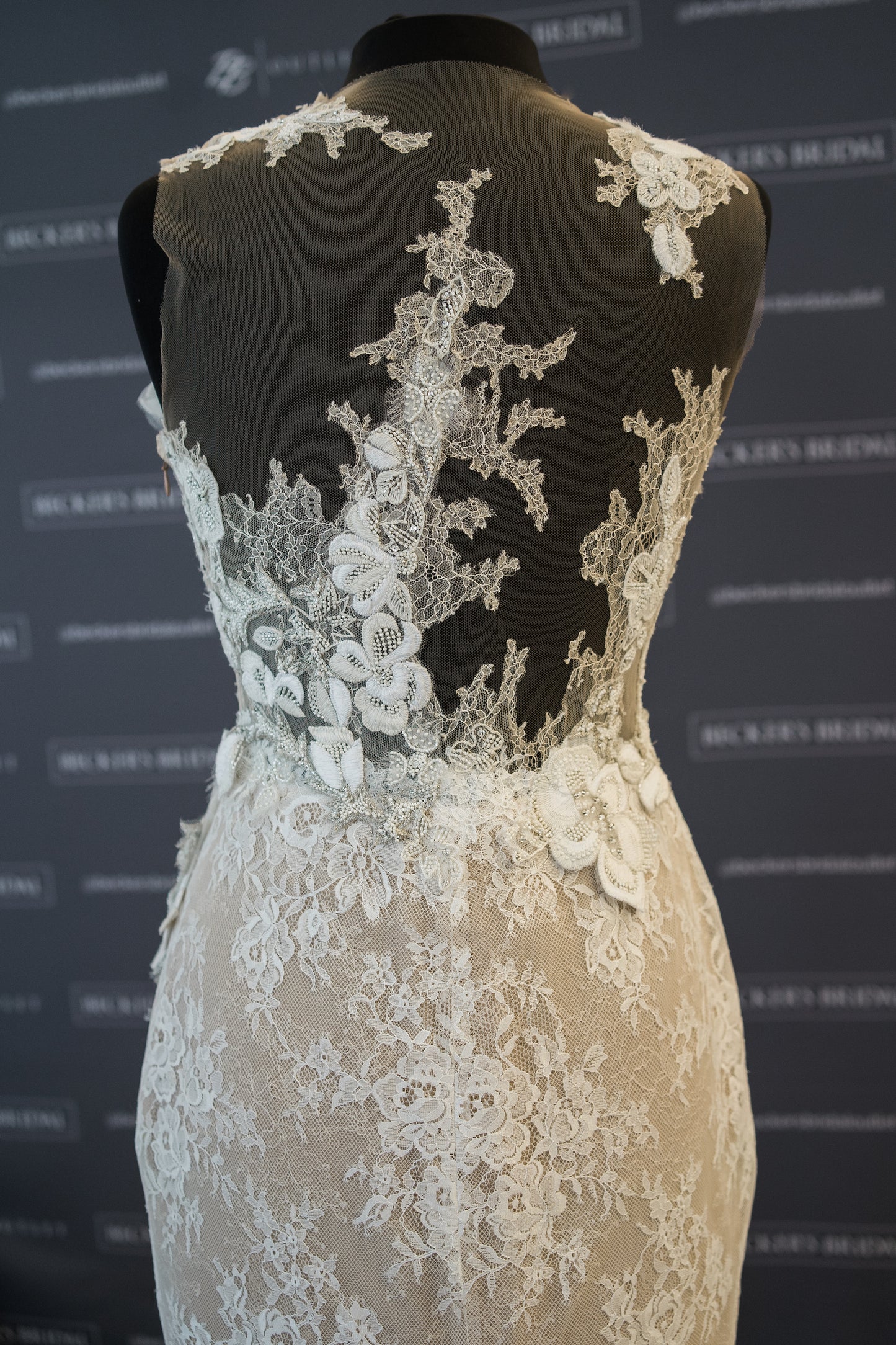 FINAL SALE: Pronovias VINTAGE Lace and Illusion Wedding Dress